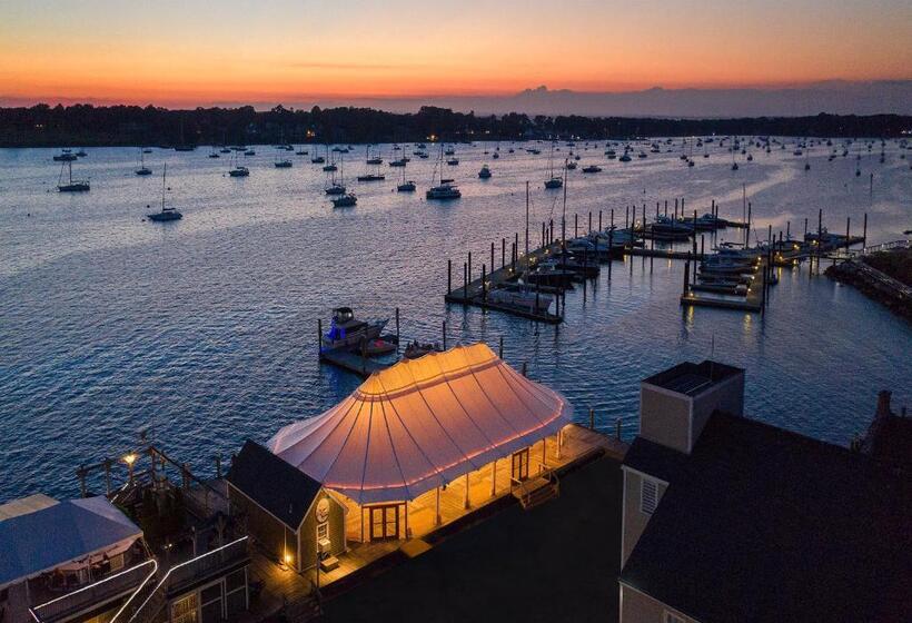 标准工作室, Bristol Harbor Inn