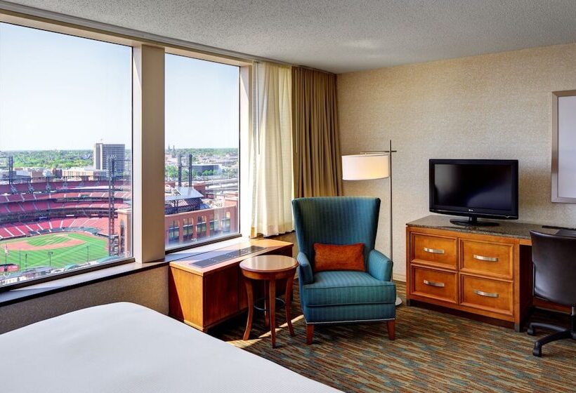 带2个双人床的标准工作室, Hilton St. Louis At The Ballpark