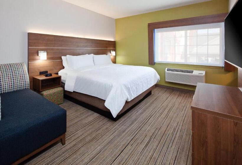 Люкс Кровать Кинг, Holiday Inn Express & Suites   Tulare, An Ihg