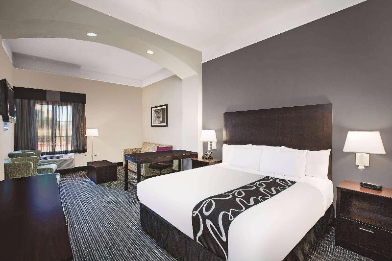 스탠다드 룸 킹사이즈 침대, La Quinta Inn & Suites By Wyndham Beaumont West