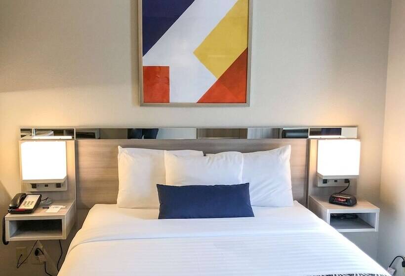 Номер Стандарт Адаптированный для Инвалидов, Microtel Inn & Suites By Wyndham Eagan/st Paul