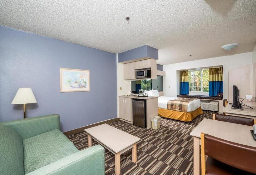 스탠다드 스튜디오, Microtel Inn & Suites By Wyndham Palm Coast I95