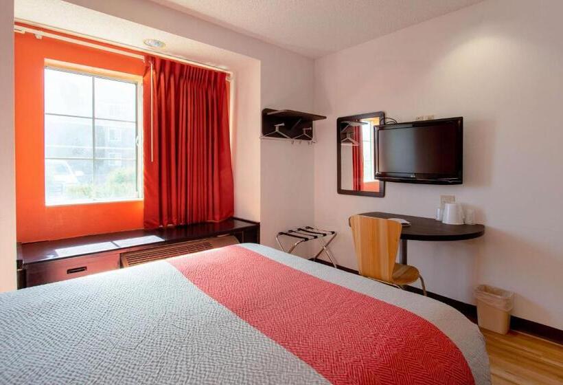 חדר סטנדרט מותאם לאדם עם מוגבלויות, Motel 6 El Paso, Tx   Southeast