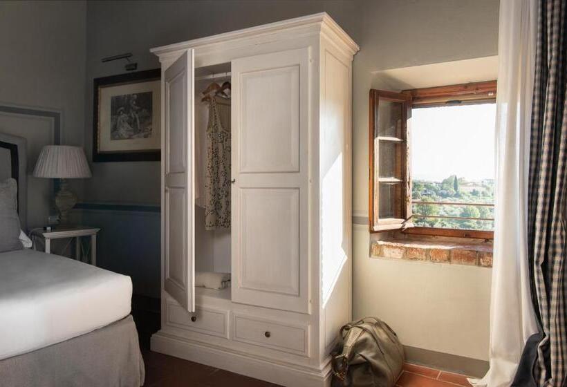 سوییت خانوادگی, Relais Villa Olmo