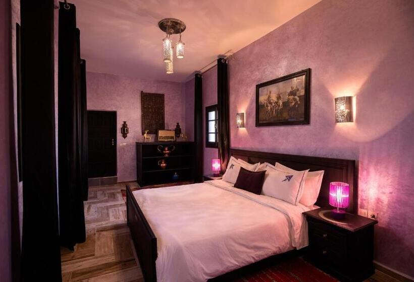 سوییت خانوادگی, Riad  Ksar Aylan