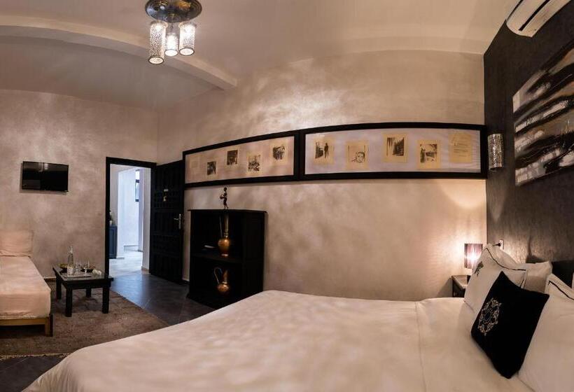 اتاق استاندارد سه نفره, Riad  Ksar Aylan