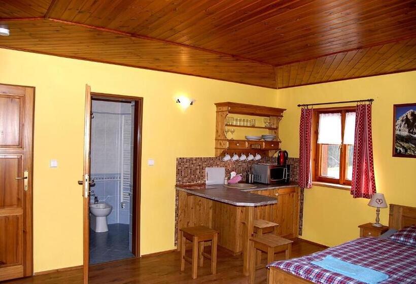 Люкс Вид на Горы, Pension Cortina