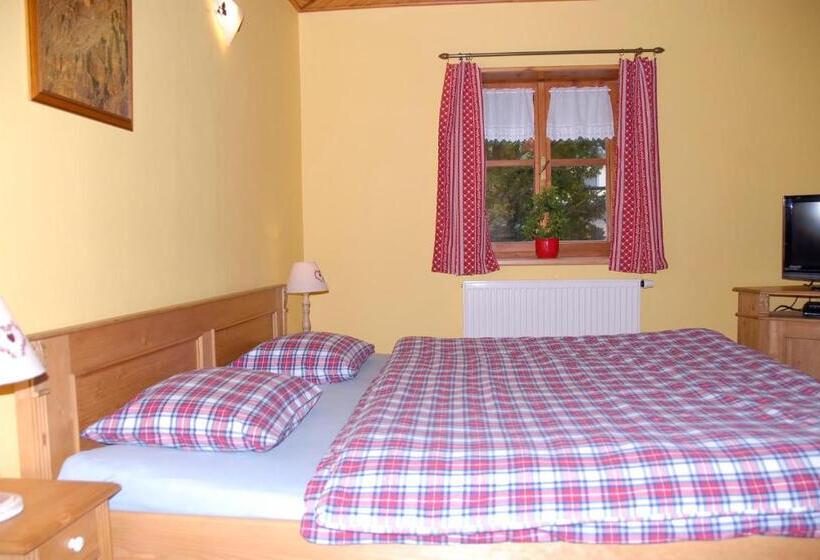 Люкс Вид на Горы, Pension Cortina