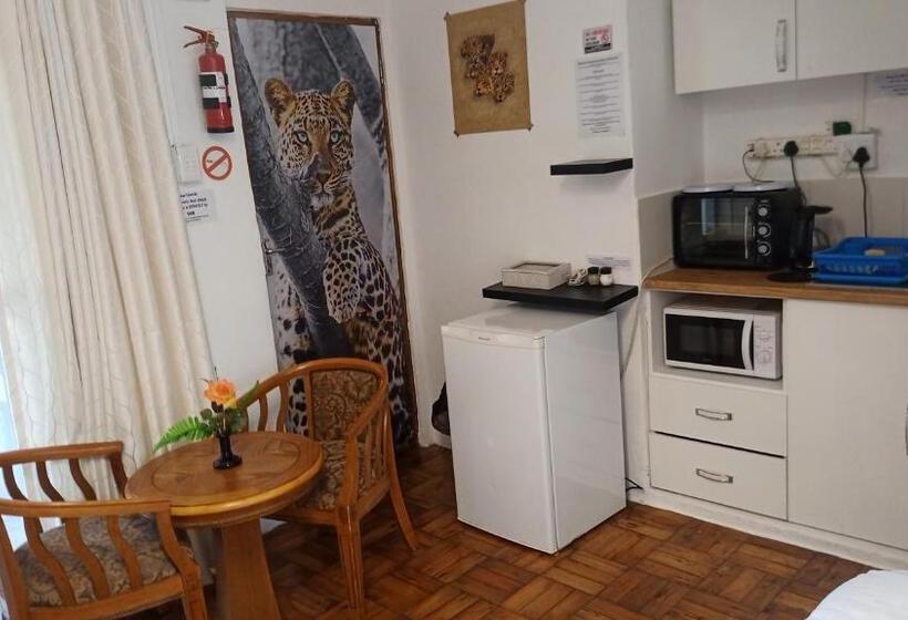 Номер Deluxe Вид на Бассейн, Queensburgh B&b Or Self Catering