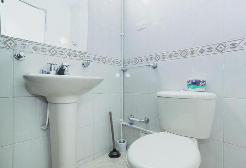 استودیوی استاندارد, Apartasuites & Hotel Bogota Teusaquillo