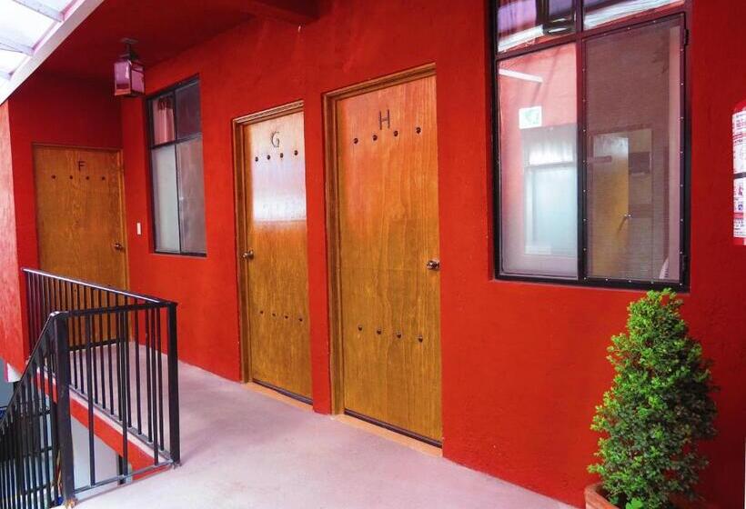 スタンダードルーム, La Catrina Hostel