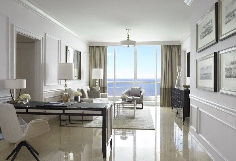 Люкс Deluxe 2 Спальни, Acqualina Resort And Residences