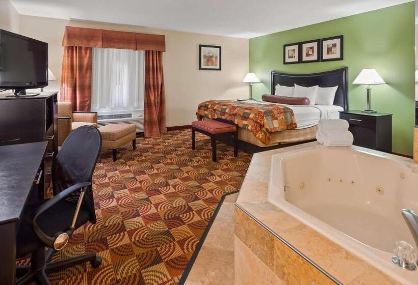 Люкс с Балконом, Best Western Canal Winchester Inn  Columbus South East