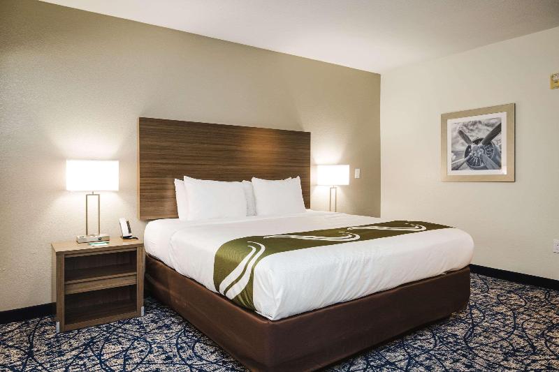 Suite met Kingsize Bed, Quality Suites Houston Hobby Airport