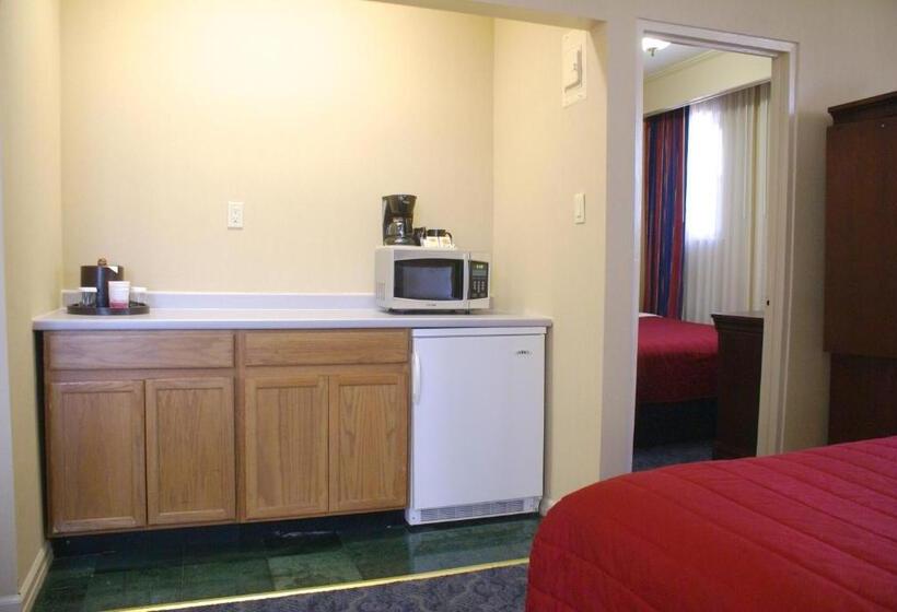장애인을 위한 스탠다드 룸, Ramada By Wyndham Jersey City
