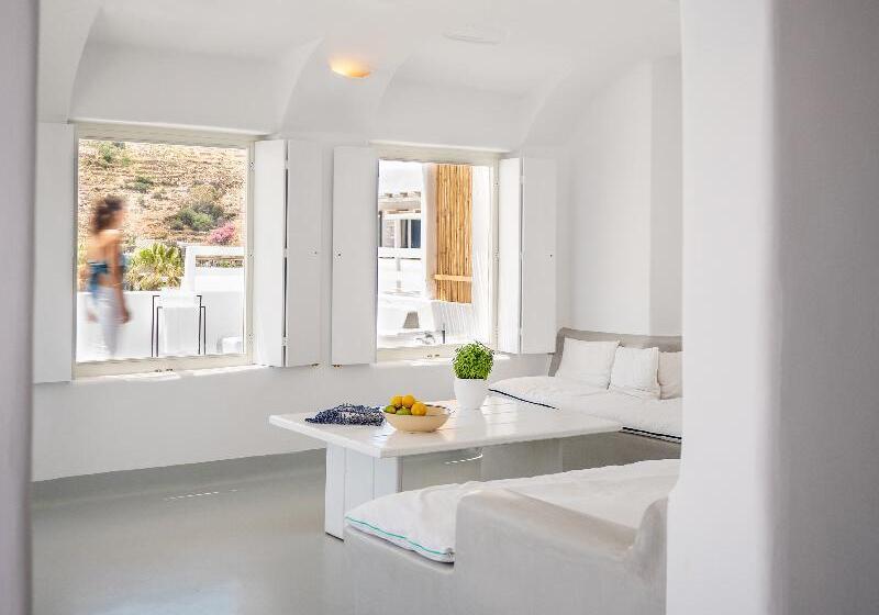 스위트, Ramada By Wyndham Sparta/at Speedway