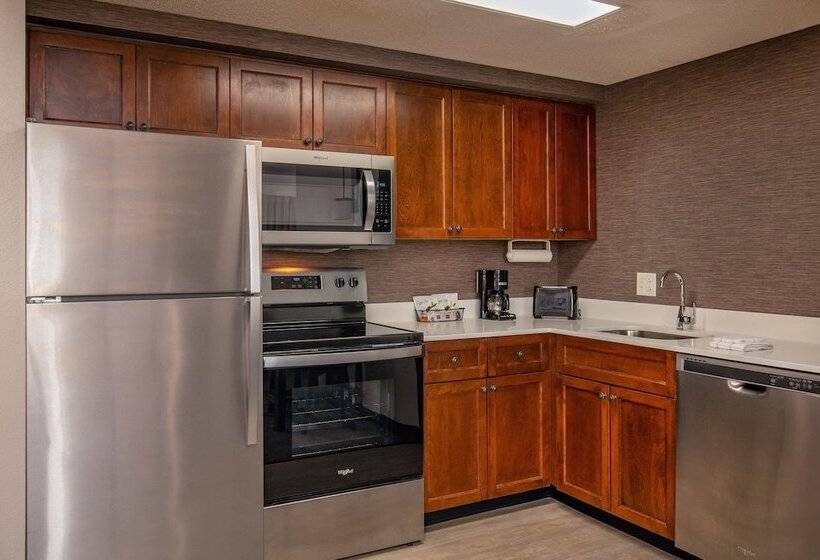 Люкс 2 Спальни, Residence Inn By Marriott Norfolk Airport