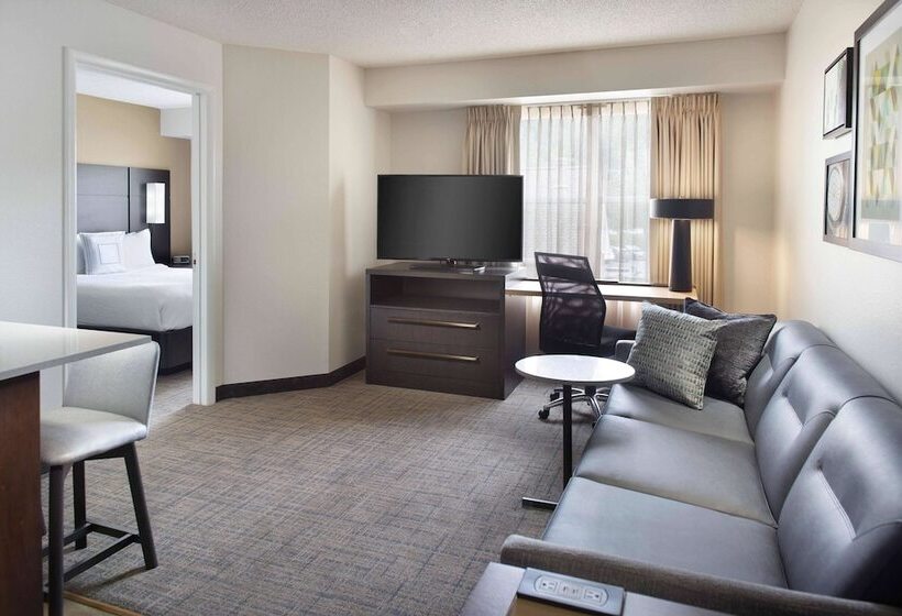 Люкс, Sonesta Es Suites Raleigh Cary