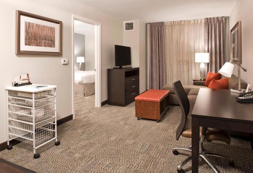 Номер Стандарт Адаптированный для Инвалидов, Staybridge Suites   Charlotte Ballantyne, An Ihg
