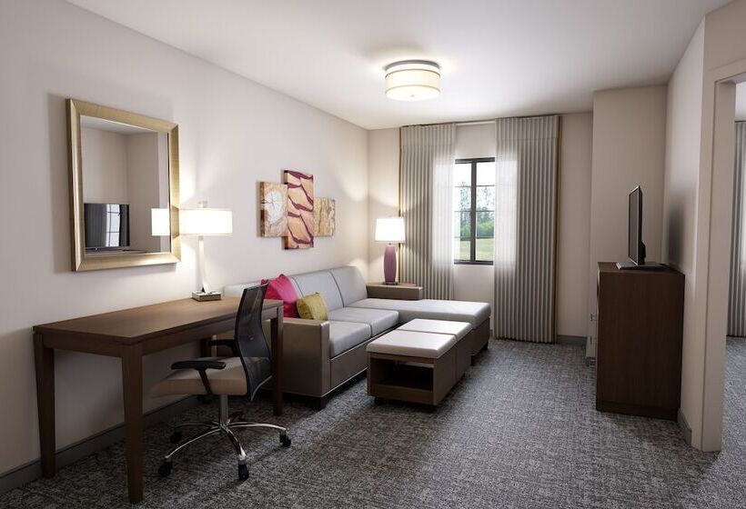 Люкс, Staybridge Suites Detroit Utica By Ihg