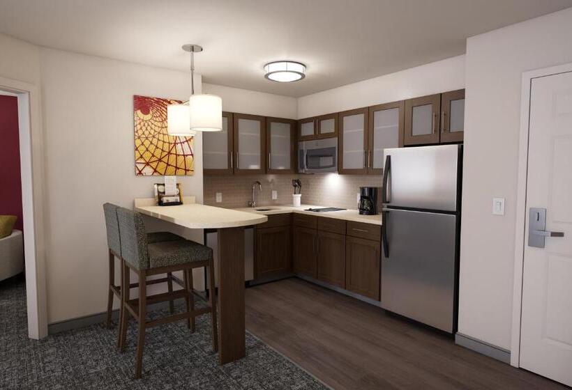 Люкс, Staybridge Suites Detroit Utica By Ihg
