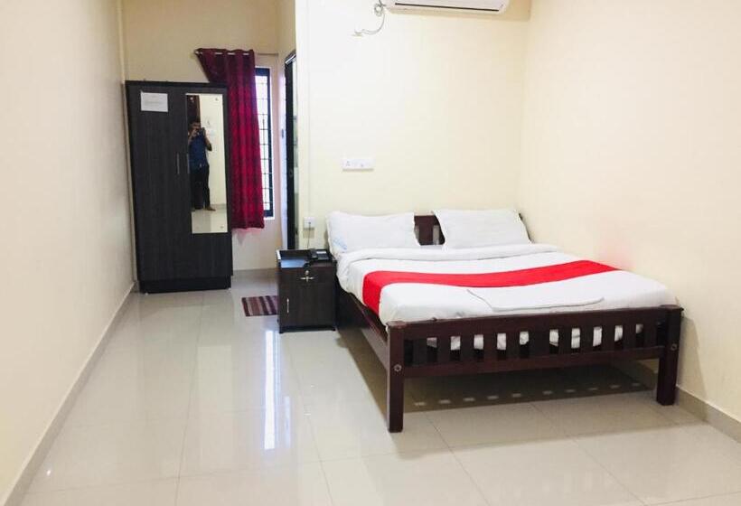 Семейный Номер, Brindavan Residency