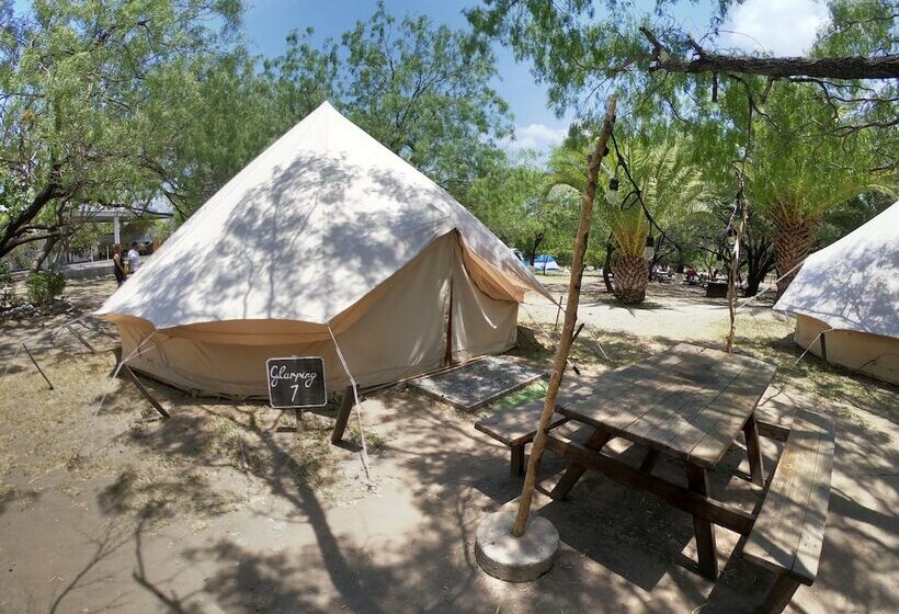 Deluxe Tent, La Posada En El Potrero Chico