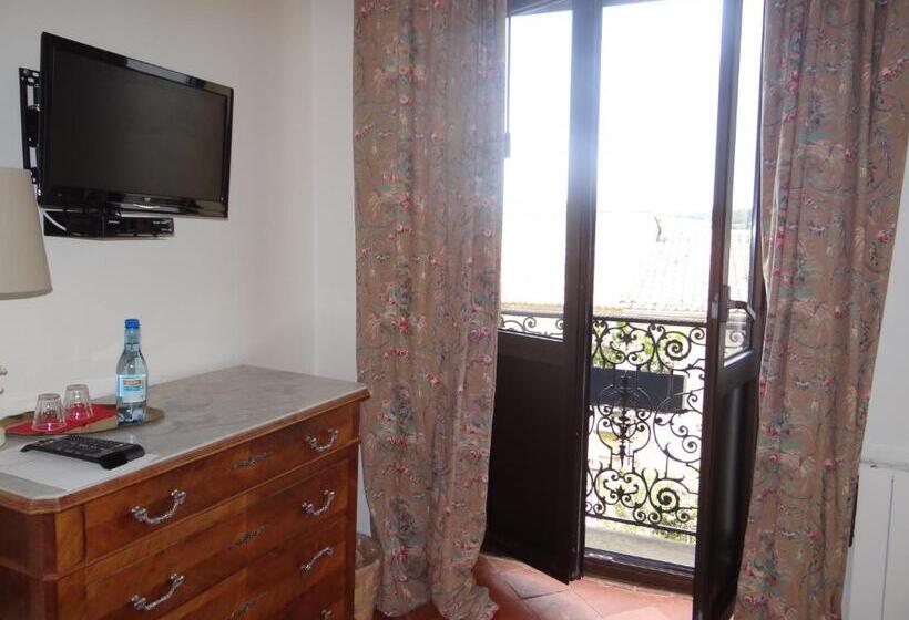 Номер Стандарт, La Grande Maison