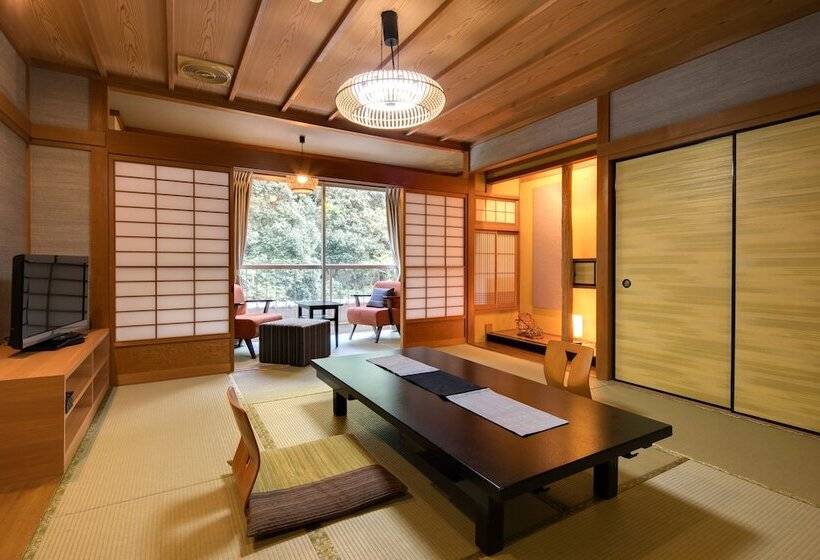 اتاق استاندارد چهار تخته, Hananosato Onsen Sansuikan