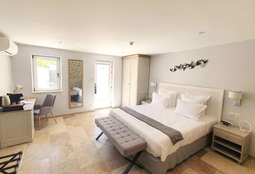 Номер Deluxe, Domaine Ribiera, Hotel 5 Etoiles, Spa & Golf   Forcalquier