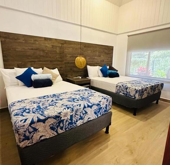 Номер Стандарт 2 Двуспальные Кровати, Ocotal Bed & Breakfast