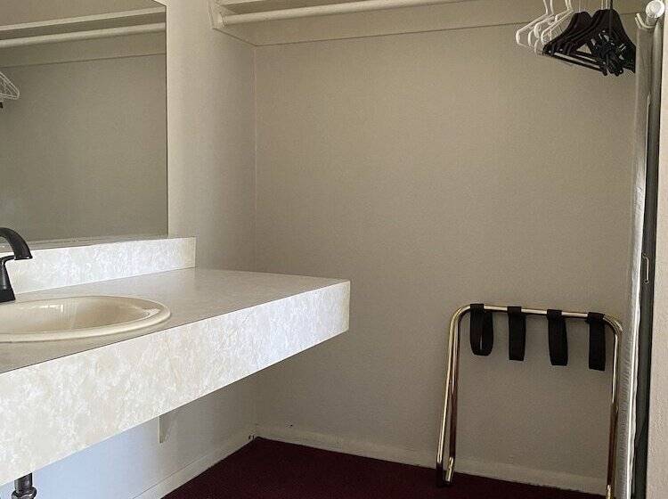 Standart Oda, Budget Inn At The Heavenly Gondola