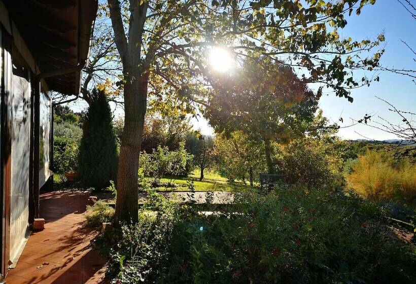 经济房, Locanda Le Boscarecce
