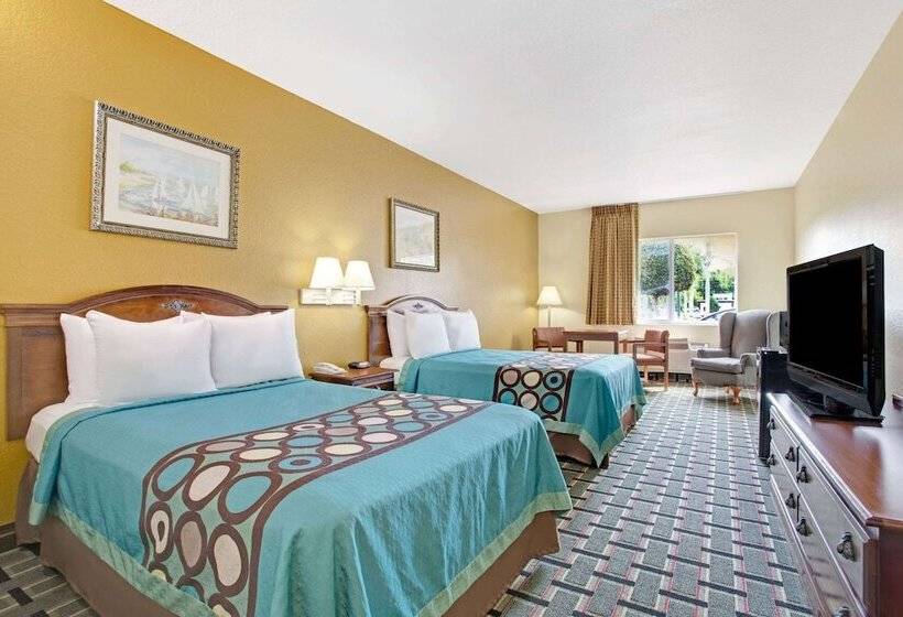 스탠다드 룸 더블 침대 2개, Super 8 By Wyndham Daytona Beach