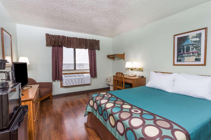Стандартный Номер Кровать Кинг, Super 8 By Wyndham Gallipolis Pt Pleasant Area