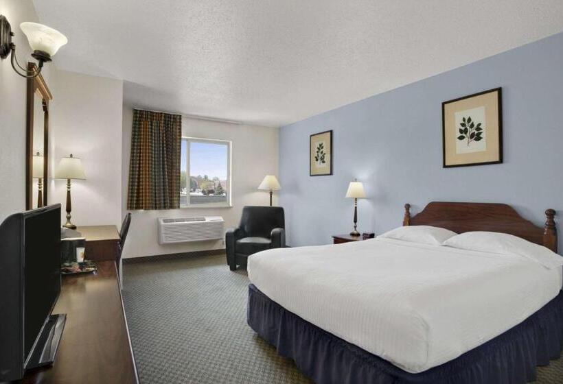 디럭스 스위트 킹 침대, Super 8 By Wyndham Washington