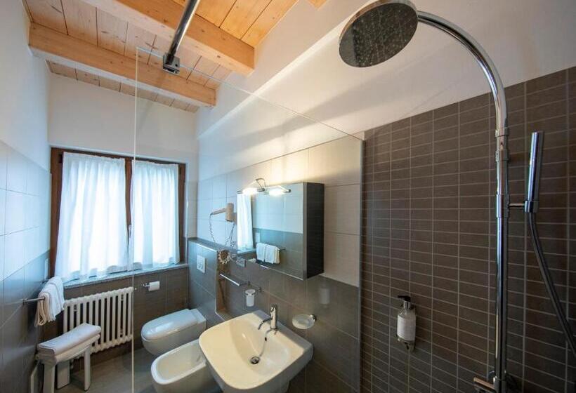 Номер Стандарт, Albergo Edelweiss   Larespa