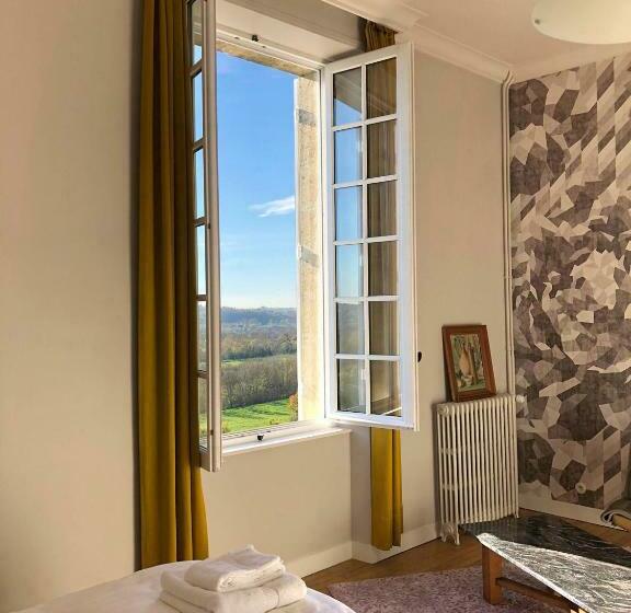 Номер Deluxe, Château Haute Roche