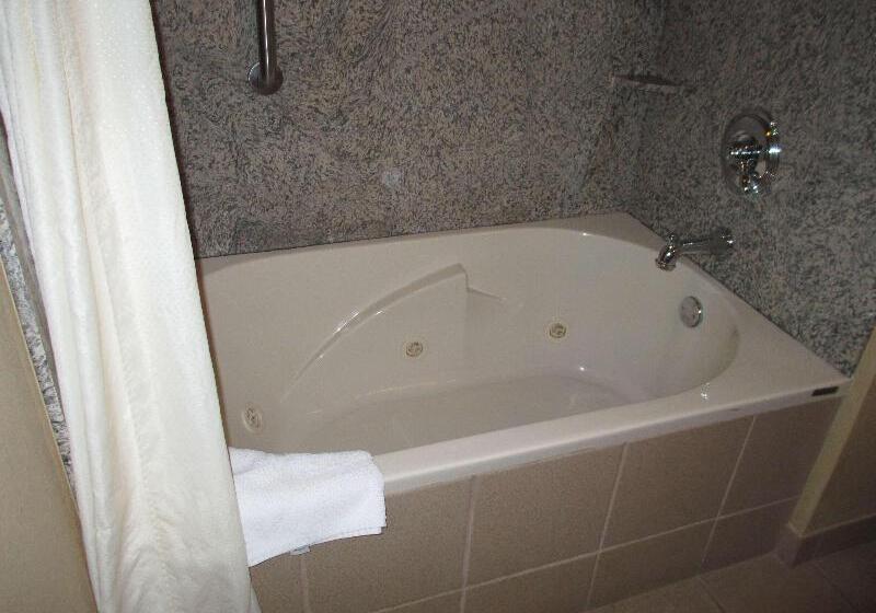 Номер Deluxe, Ernes Hotel Alma Bukit Mertajam