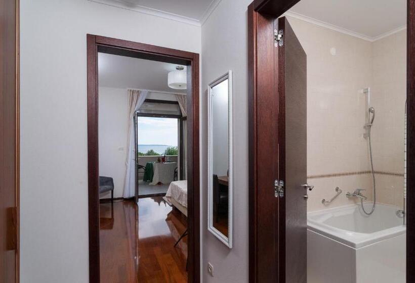 带阳台的豪华间, Luxury Rooms Near The Beach3