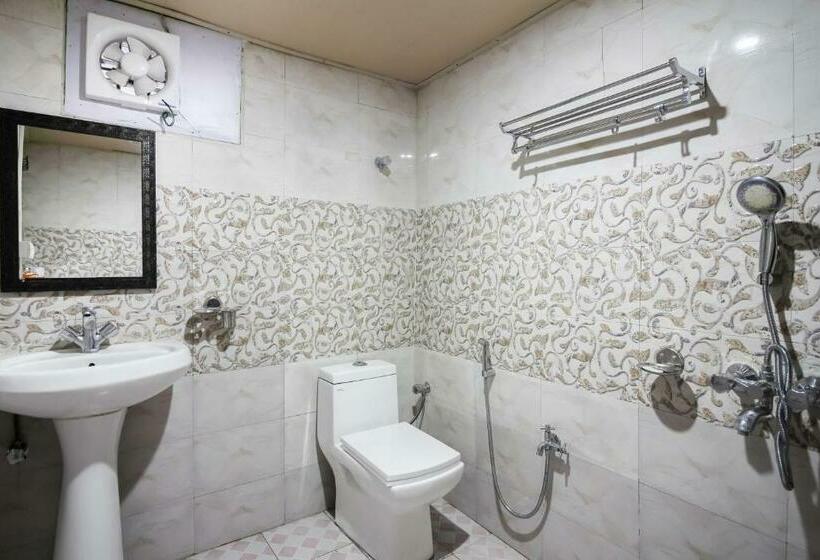 Family Suite, Glamwood Resort Dhanaulti, Ranked 1 In Dhanaulti
