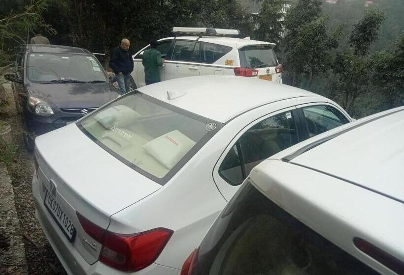 Family Suite, Glamwood Resort Dhanaulti, Ranked 1 In Dhanaulti
