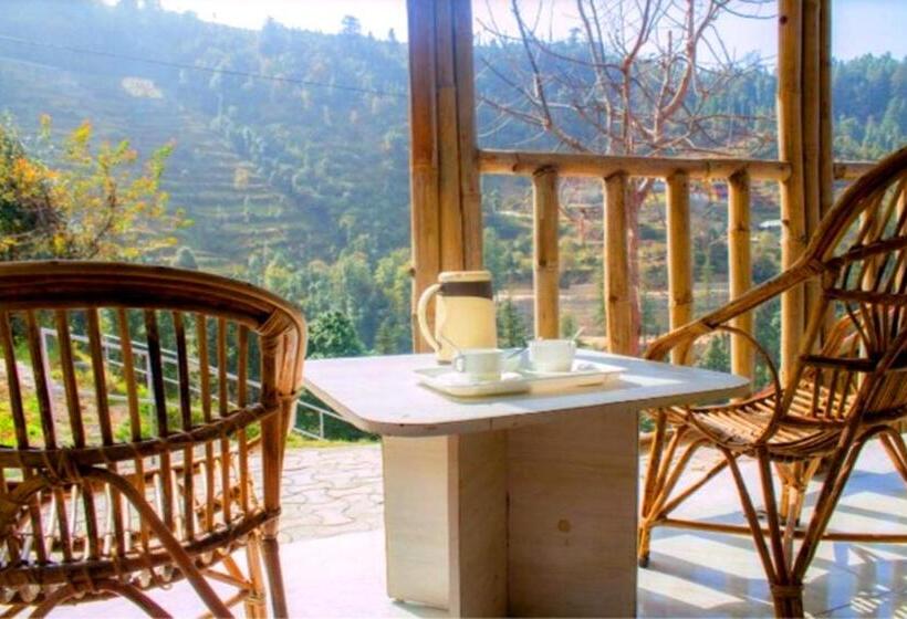 Номер Superior Кровать Кинг, Glamwood Resort Dhanaulti, Ranked 1 In Dhanaulti
