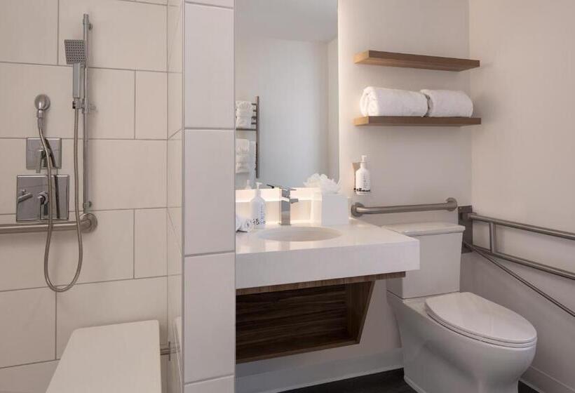 דירת חדר, Yotelpad Park City