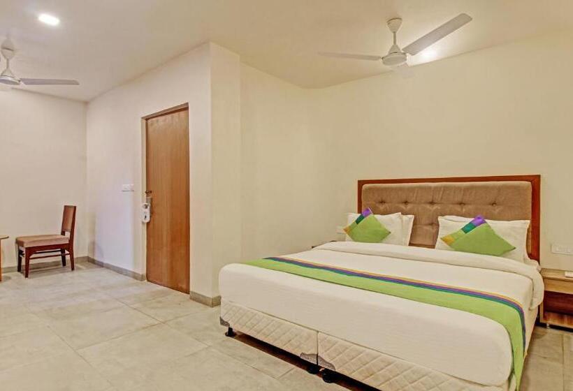 Номер Стандарт, Itsy Hotels Tao Residency, 2 Minutes Walk From Baga Beach