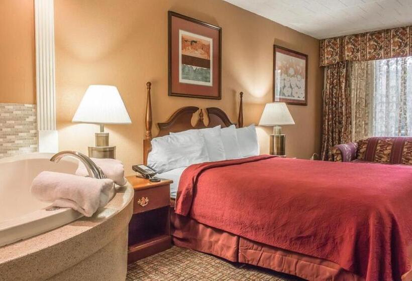 Номер Стандарт с Гидромассажем, Fairbridge Inn & Suites Poconos