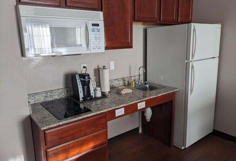 Люкс, Grandstay Residential Suites