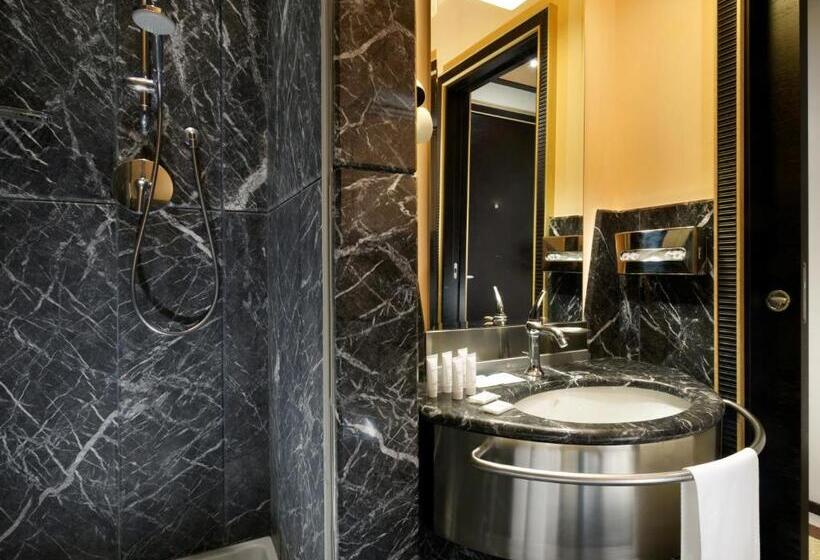 Классический Номер, Unahotels Malpensa