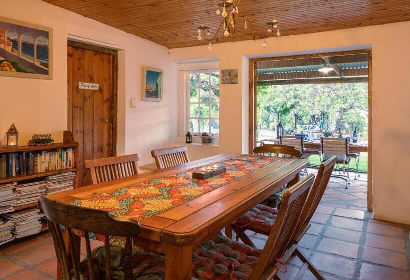 Семейное Бунгало, Alpha Excelsior Guest Farm