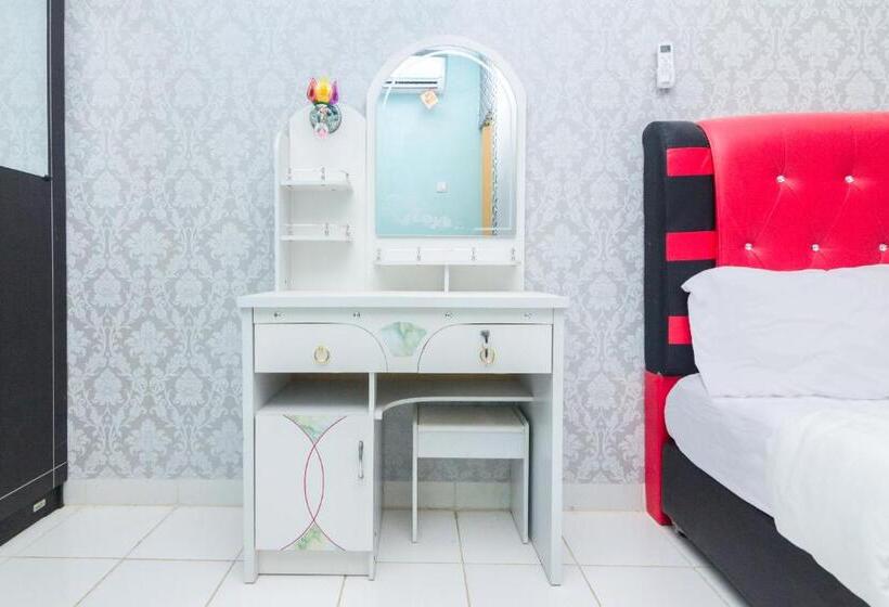 Номер Deluxe, Oyo Life 2466 Galaxy Kost